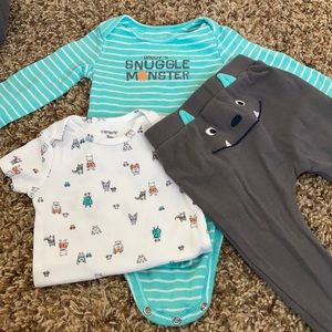 9Mo Carter’s Baby Boy Outfit Set